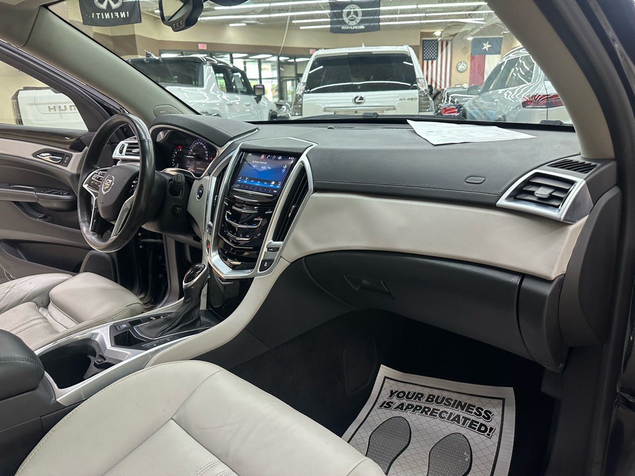 2015 Cadillac SRX Luxury photo 35