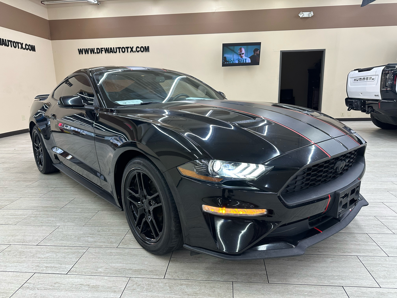 2020 Ford Mustang EcoBoost photo 5