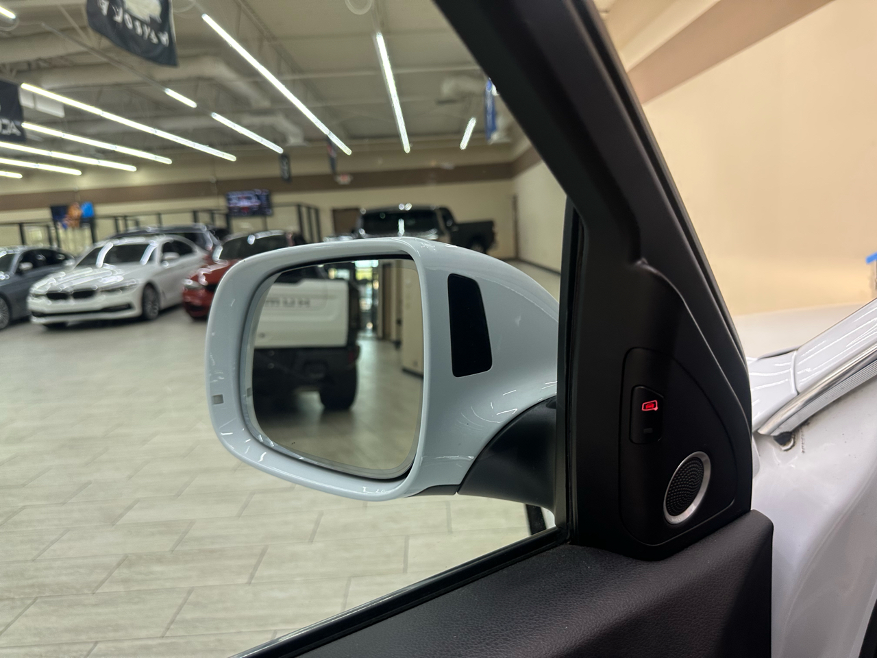 2013 Audi Q5 3.0T Prestige Premium photo 13
