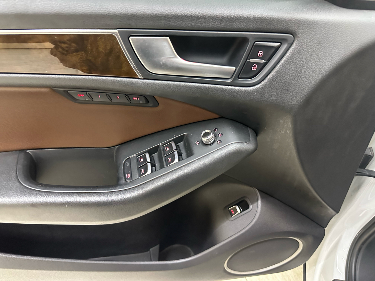 2013 Audi Q5 3.0T Prestige Premium photo 15