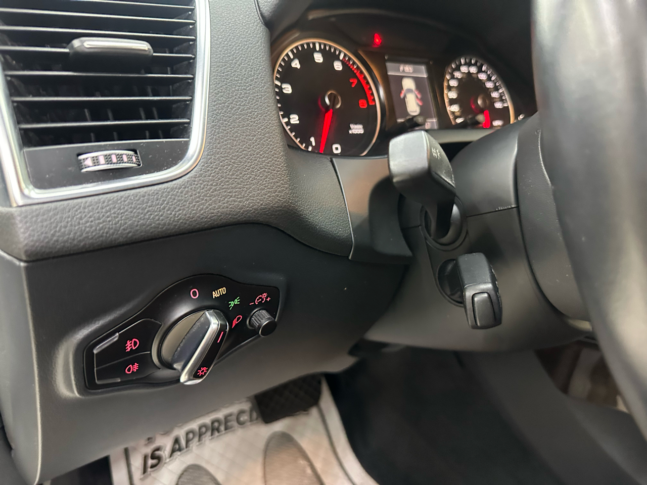 2013 Audi Q5 3.0T Prestige Premium photo 16