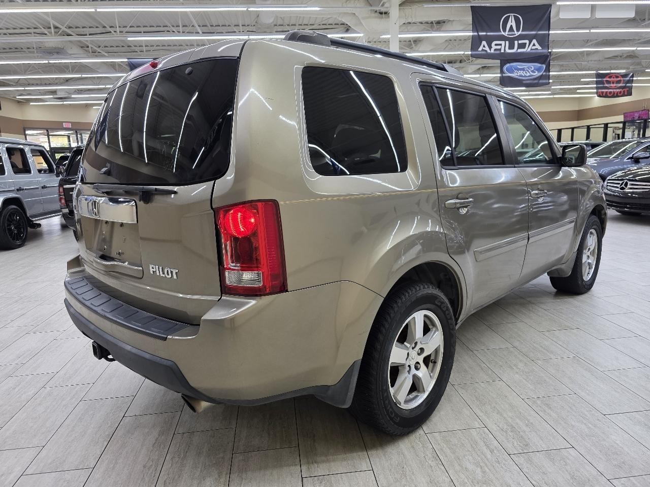 Honda Pilot EX 2WD 5-Spd AT 2011
