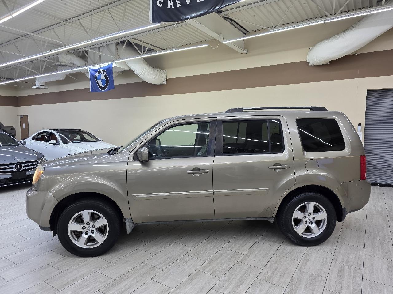 Honda Pilot EX 2WD 5-Spd AT 2011
