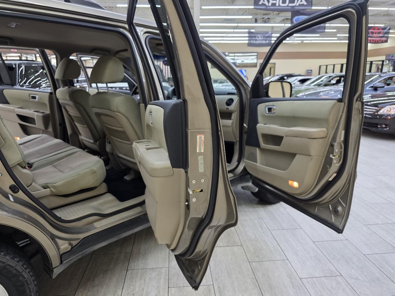 Honda Pilot EX 2WD 5-Spd AT 2011