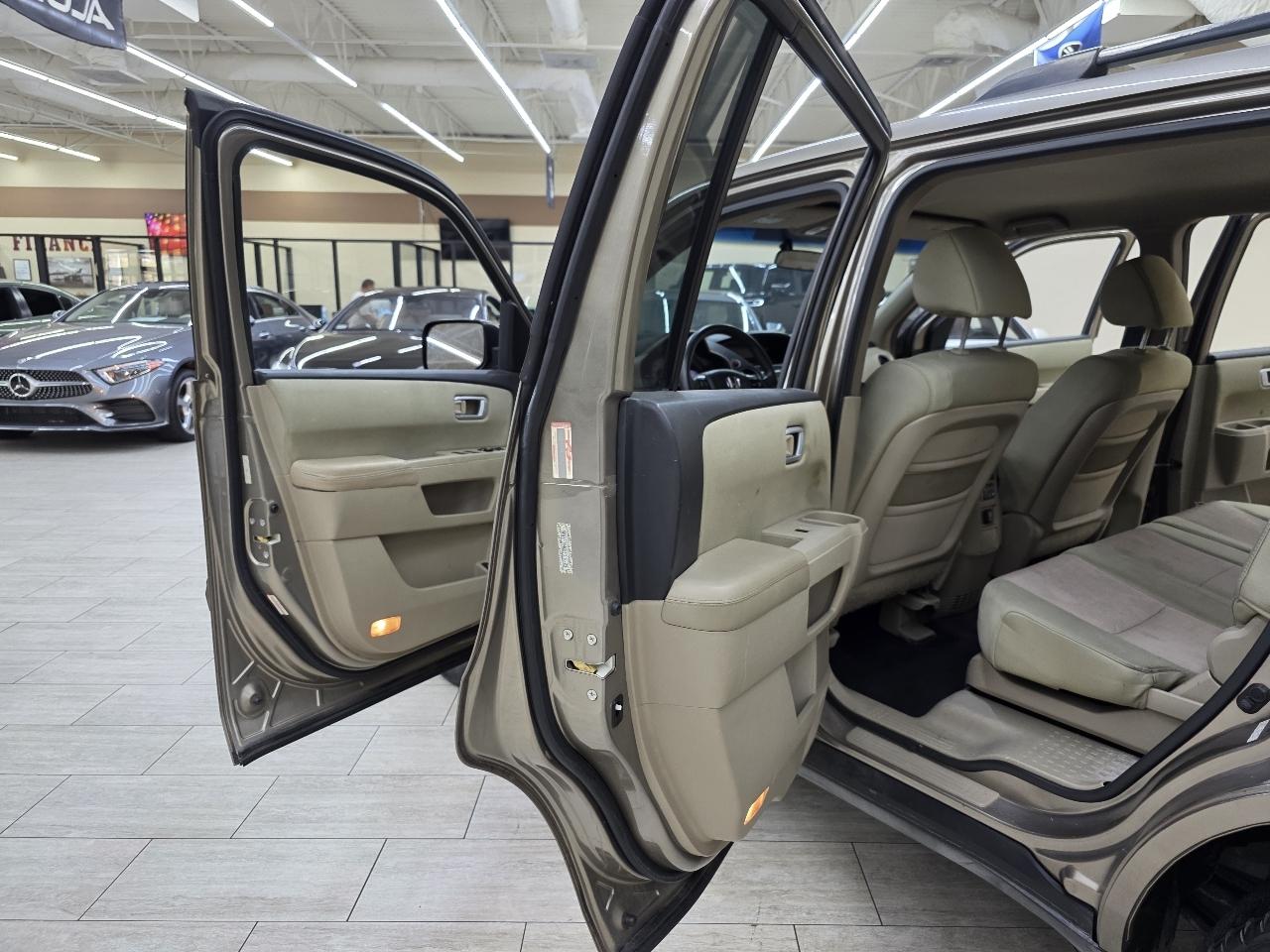 Honda Pilot EX 2WD 5-Spd AT 2011