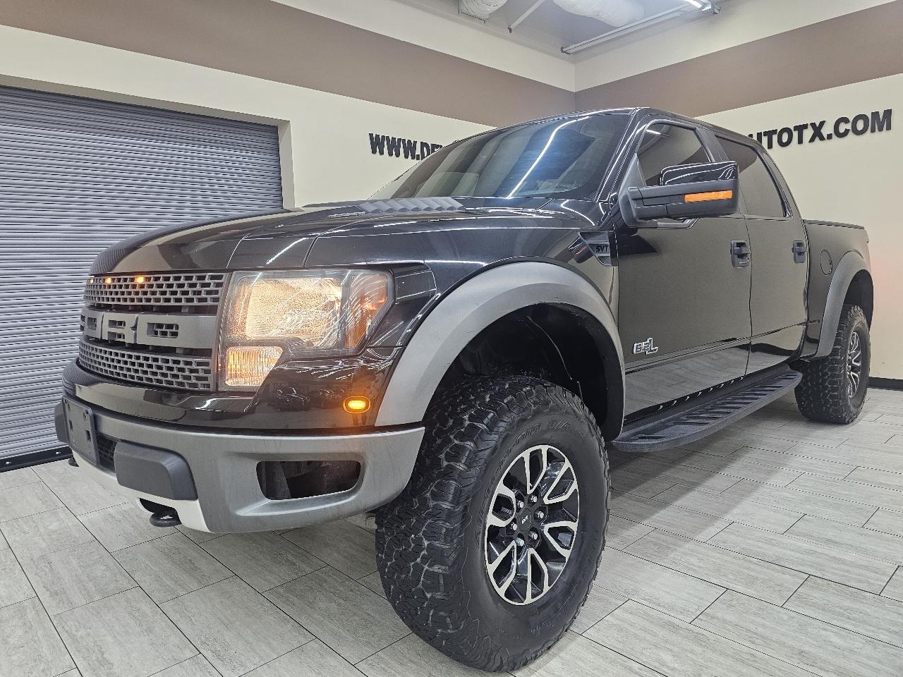 Ford F-150 SVT Raptor SuperCrew 5.5-ft. Bed 4WD 2012