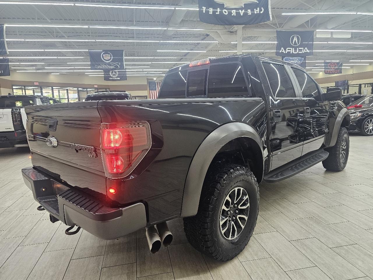 Ford F-150 SVT Raptor SuperCrew 5.5-ft. Bed 4WD 2012