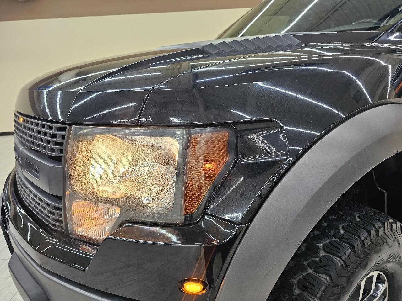 Ford F-150 SVT Raptor SuperCrew 5.5-ft. Bed 4WD 2012