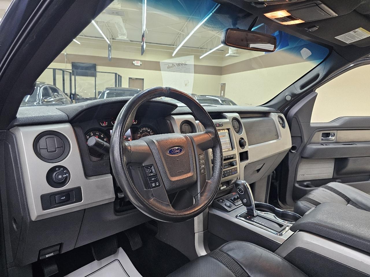 Ford F-150 SVT Raptor SuperCrew 5.5-ft. Bed 4WD 2012