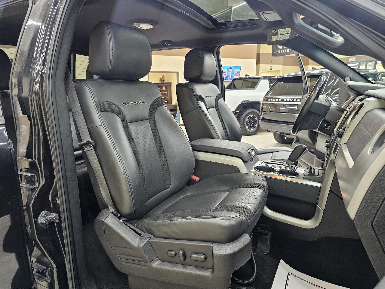 Ford F-150 SVT Raptor SuperCrew 5.5-ft. Bed 4WD 2012