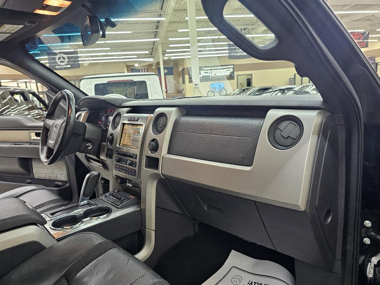 Ford F-150 SVT Raptor SuperCrew 5.5-ft. Bed 4WD 2012