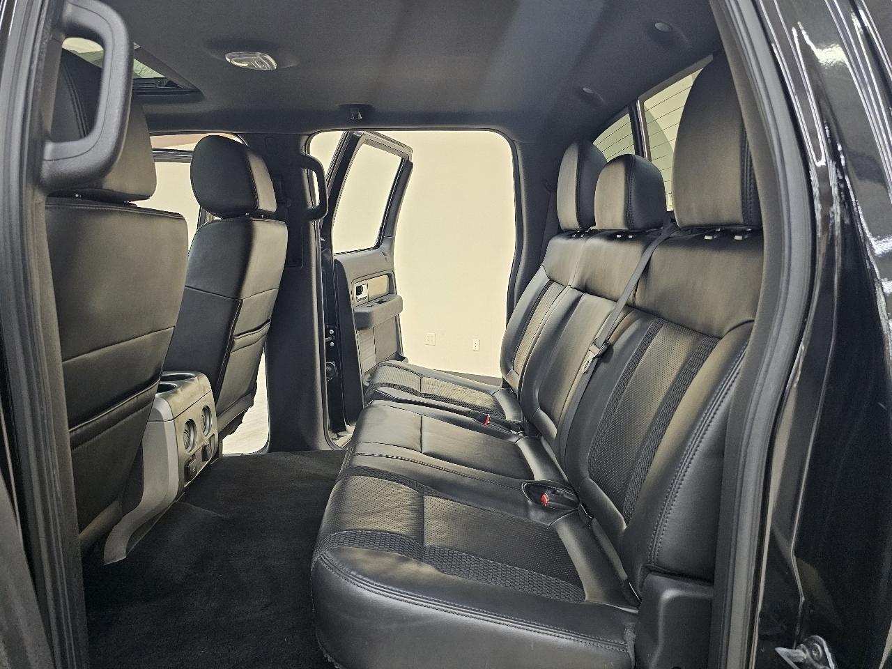 Ford F-150 SVT Raptor SuperCrew 5.5-ft. Bed 4WD 2012