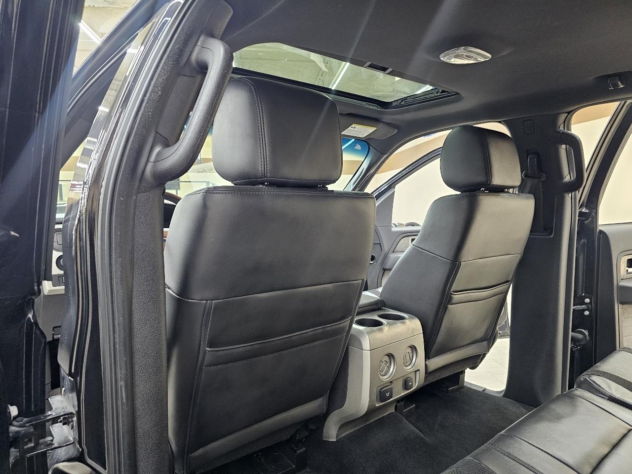 Ford F-150 SVT Raptor SuperCrew 5.5-ft. Bed 4WD 2012