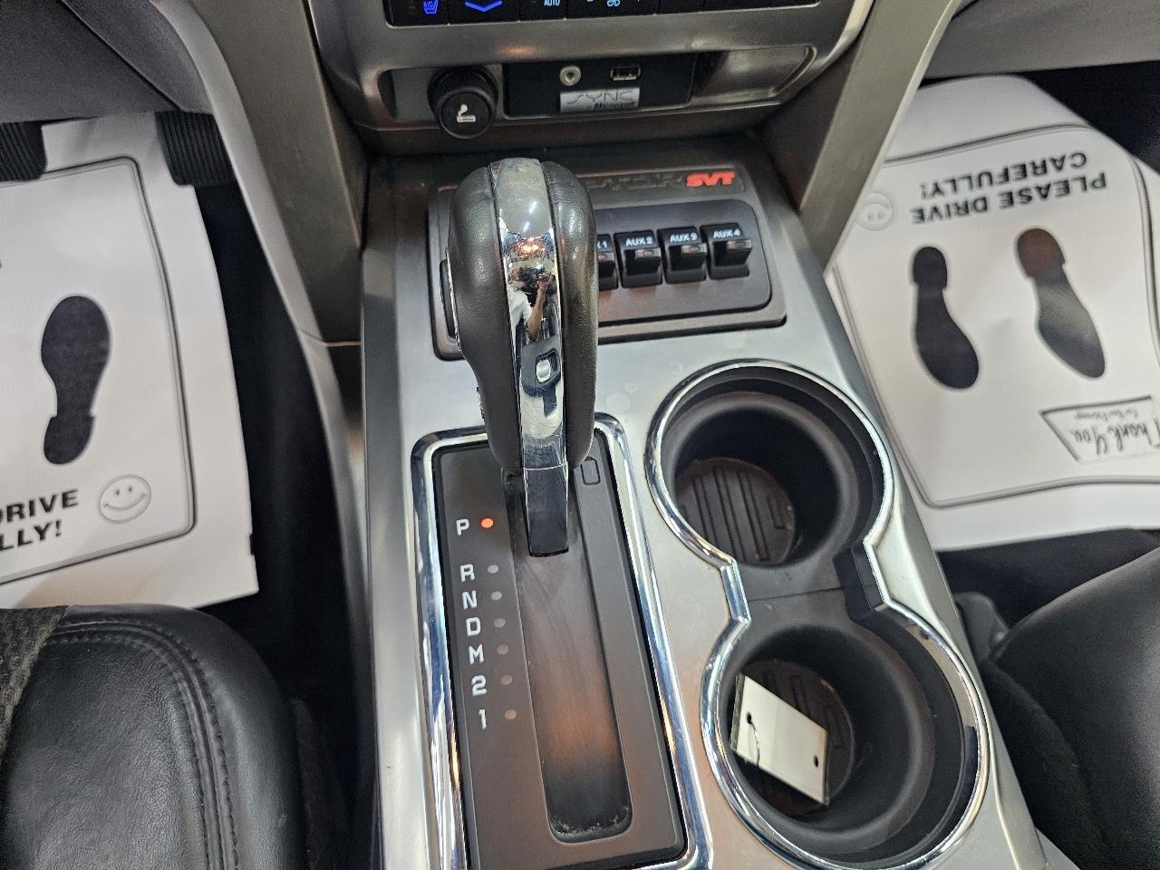Ford F-150 SVT Raptor SuperCrew 5.5-ft. Bed 4WD 2012
