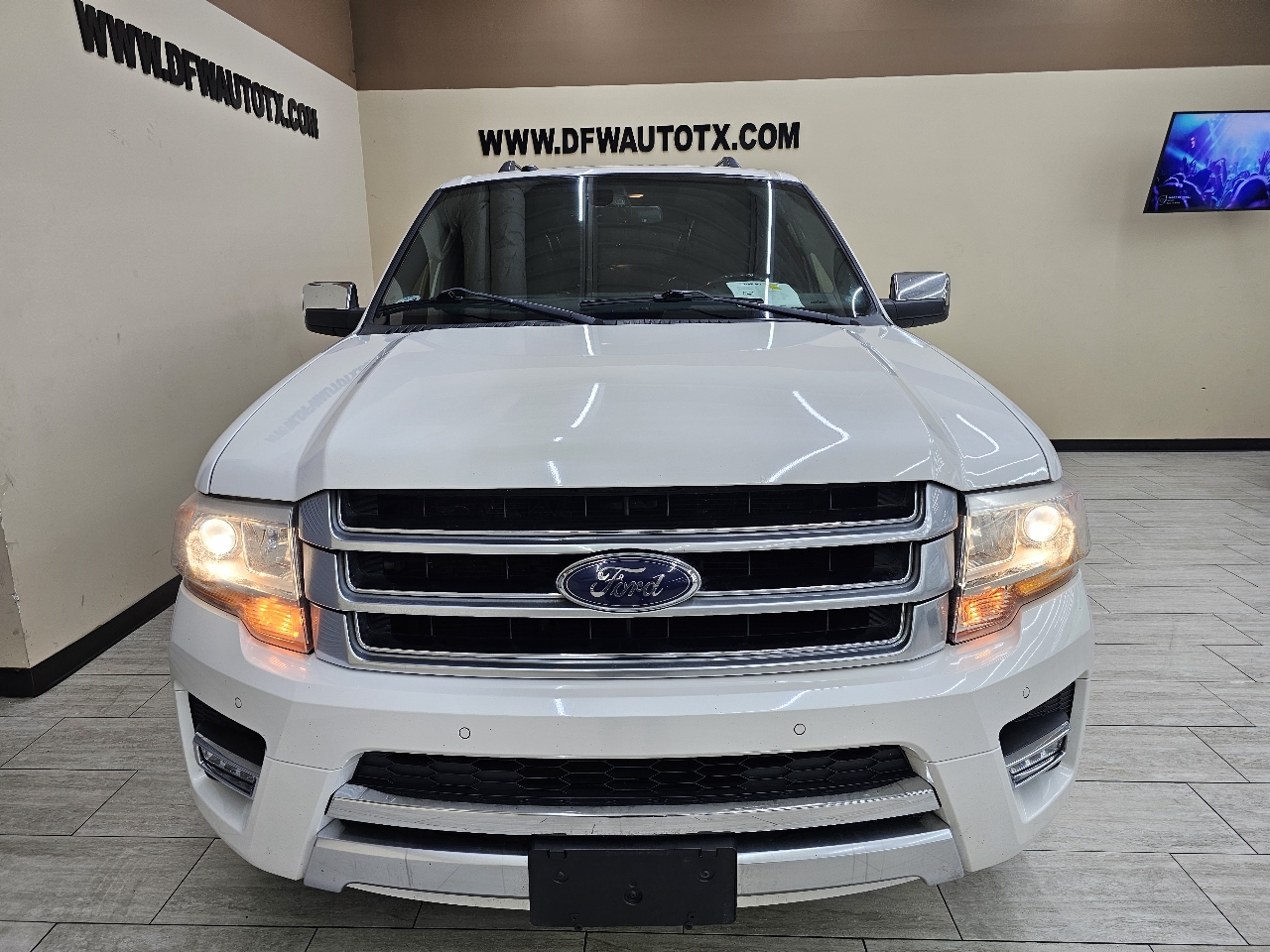 2015 Ford Expedition Platinum photo 3