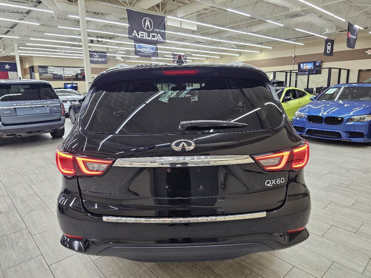 Infiniti QX60 Luxe 4D SUV FWD 2019 Infiniti QX60 Luxe 4D SUV FWD 2019