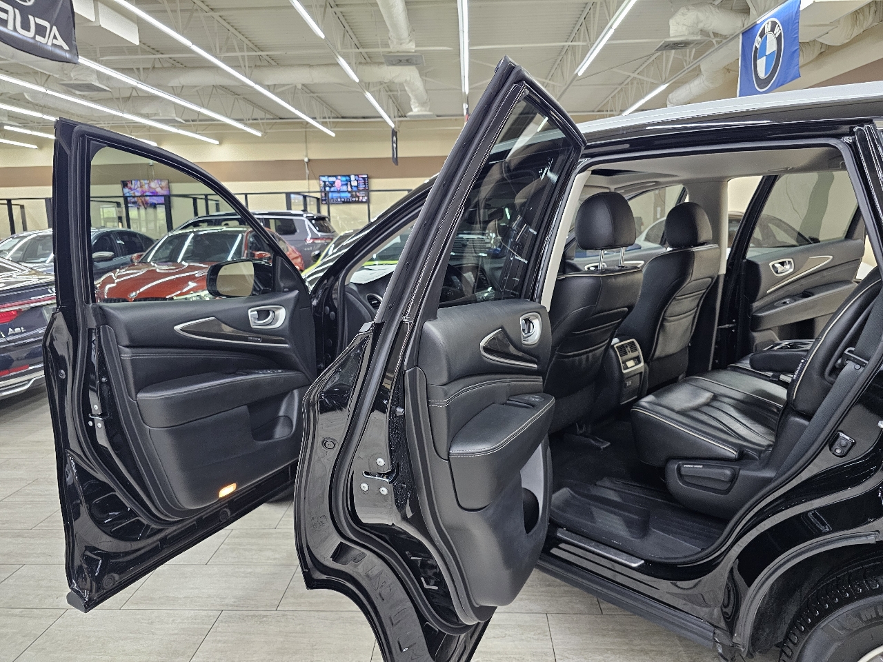 Infiniti QX60 Luxe 4D SUV FWD 2019 Infiniti QX60 Luxe 4D SUV FWD 2019