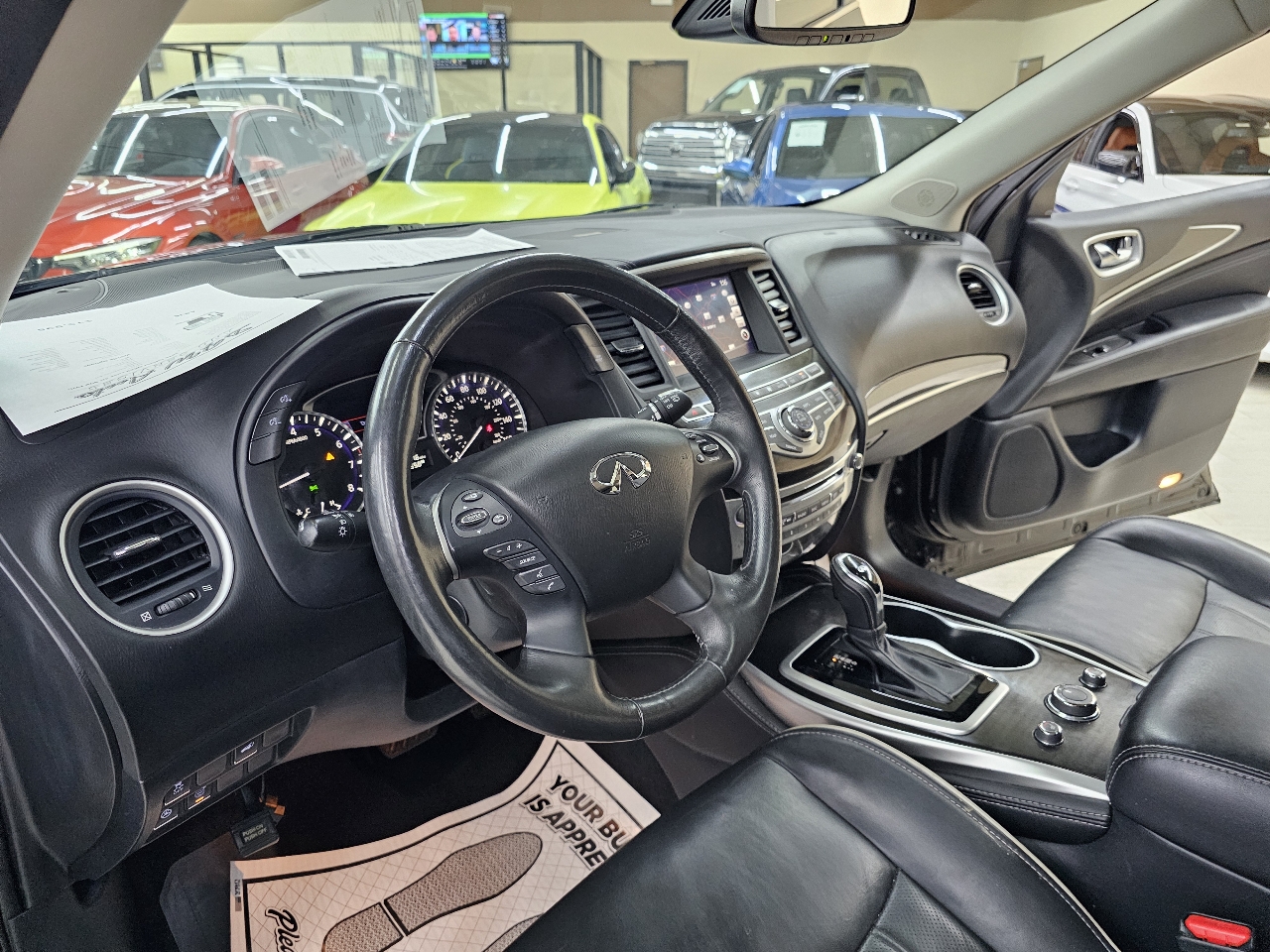 Infiniti QX60 Luxe 4D SUV FWD 2019 Infiniti QX60 Luxe 4D SUV FWD 2019