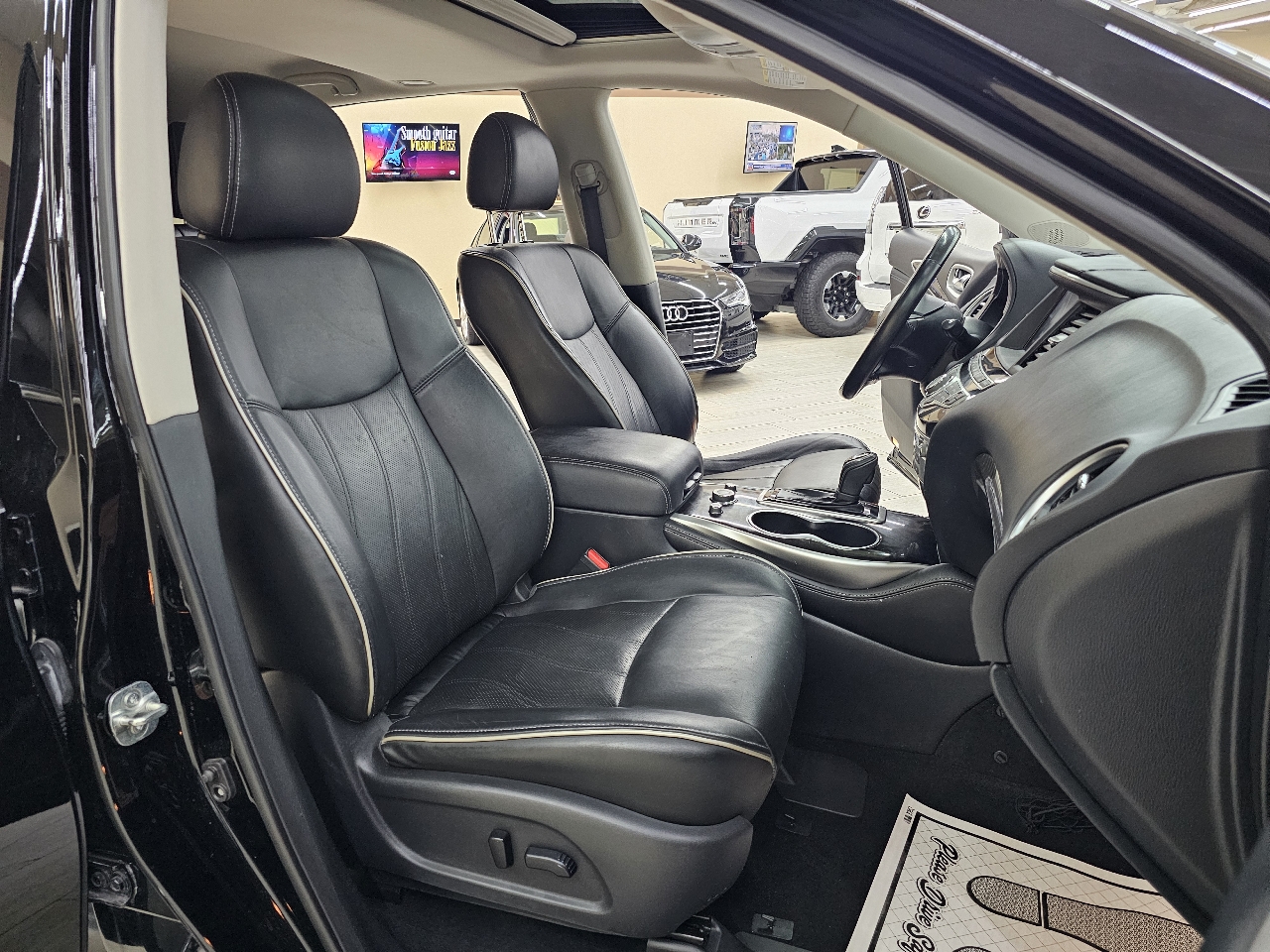 Infiniti QX60 Luxe 4D SUV FWD 2019 Infiniti QX60 Luxe 4D SUV FWD 2019