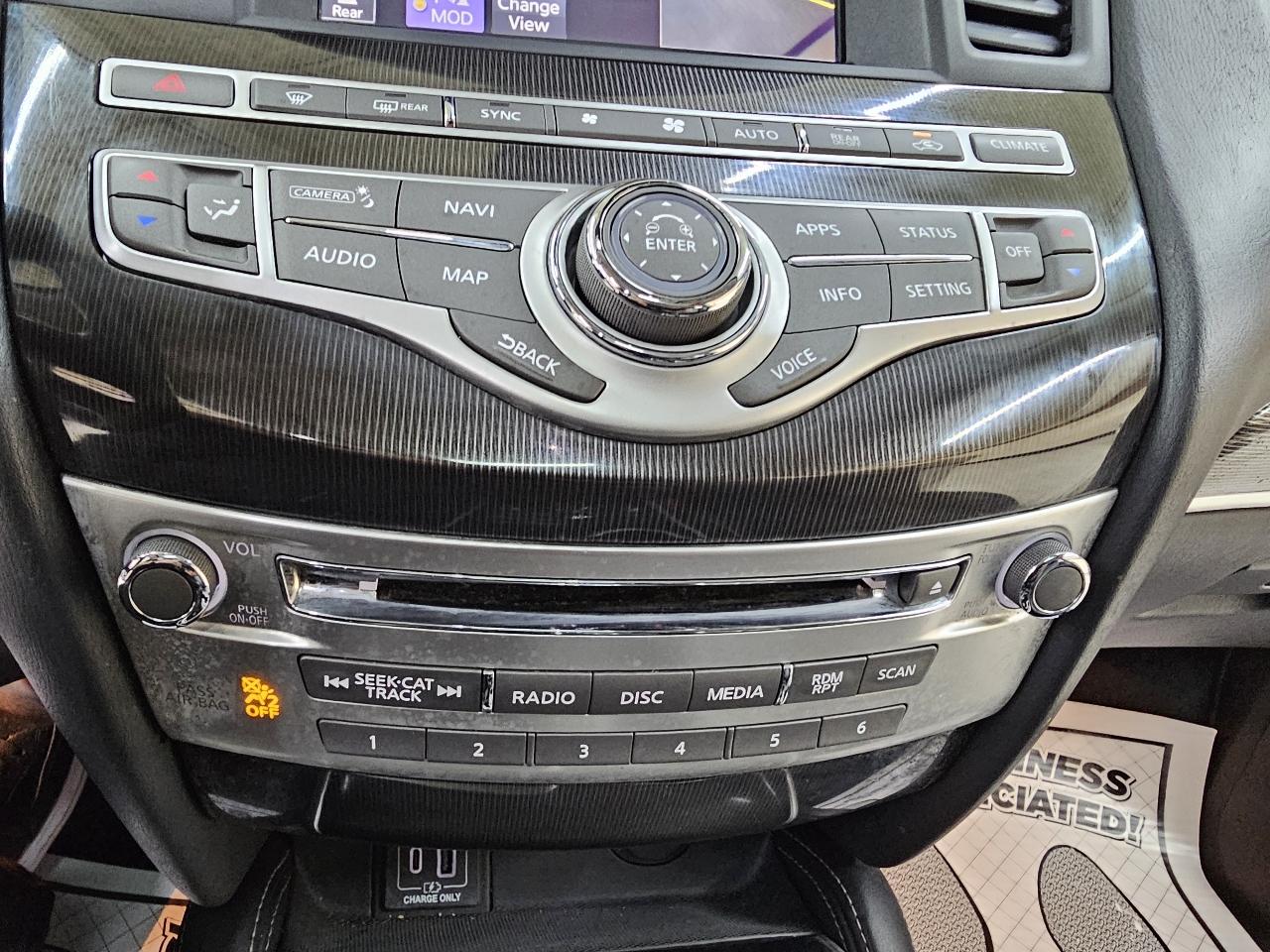Infiniti QX60 Luxe 4D SUV FWD 2019 Infiniti QX60 Luxe 4D SUV FWD 2019