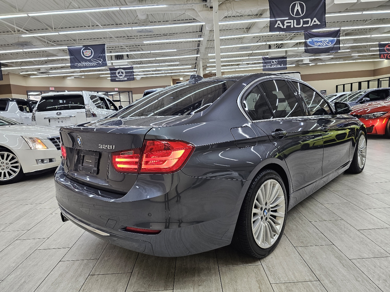 BMW 3-Series 328i Sedan 2013 BMW 3-Series 328i Sedan 2013