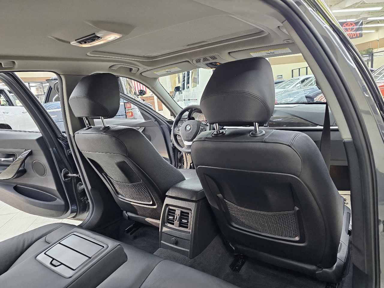 BMW 3-Series 328i Sedan 2013 BMW 3-Series 328i Sedan 2013