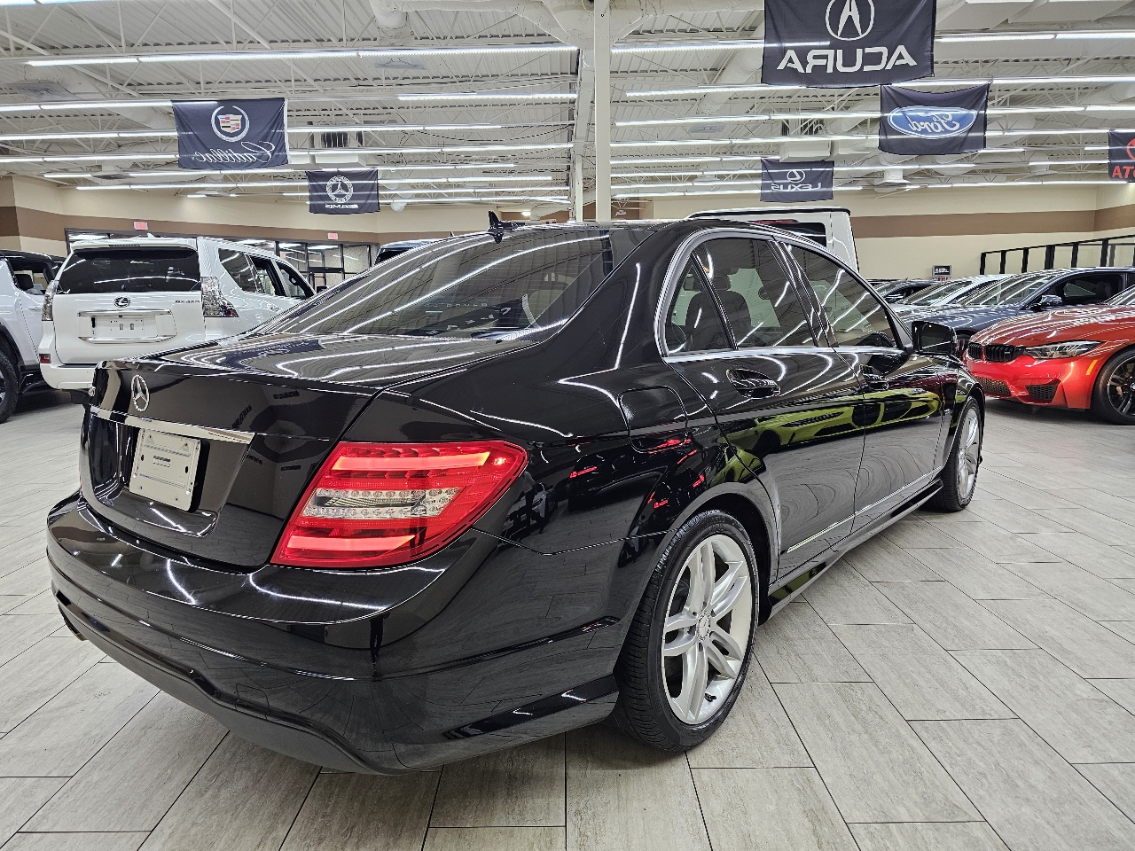 Mercedes-Benz C-Class C250 Luxury Sedan 2012 Mercedes-Benz C-Class C250 Luxury Sedan 2012