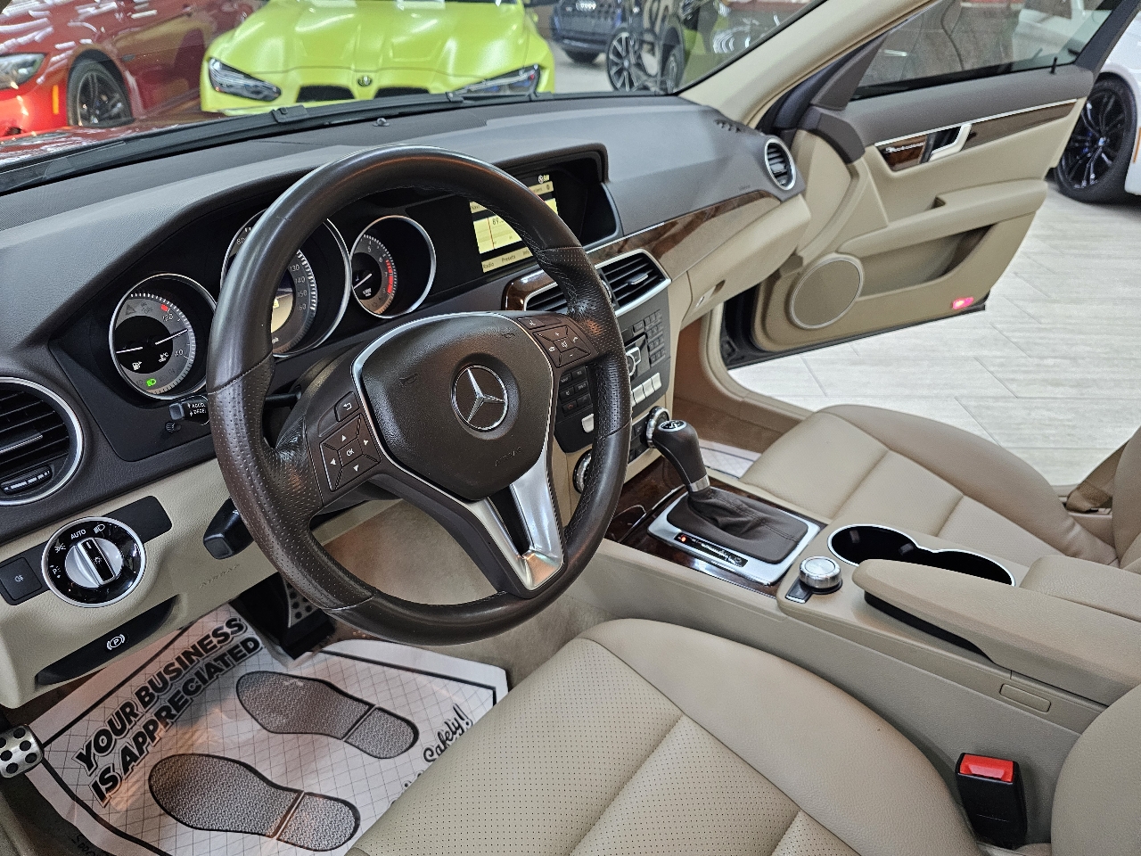 Mercedes-Benz C-Class C250 Luxury Sedan 2012 Mercedes-Benz C-Class C250 Luxury Sedan 2012