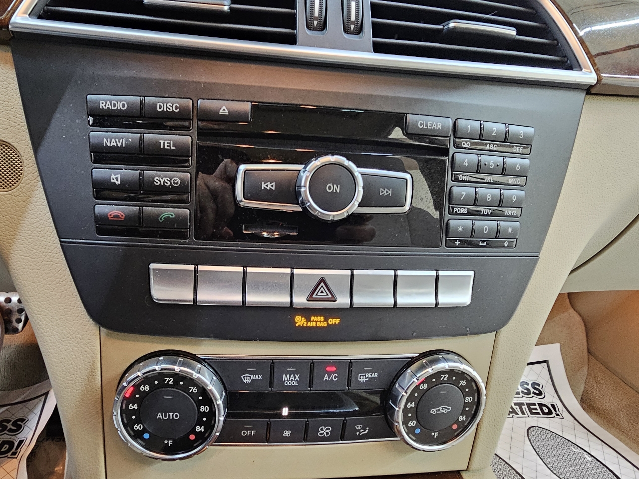 Mercedes-Benz C-Class C250 Luxury Sedan 2012 Mercedes-Benz C-Class C250 Luxury Sedan 2012
