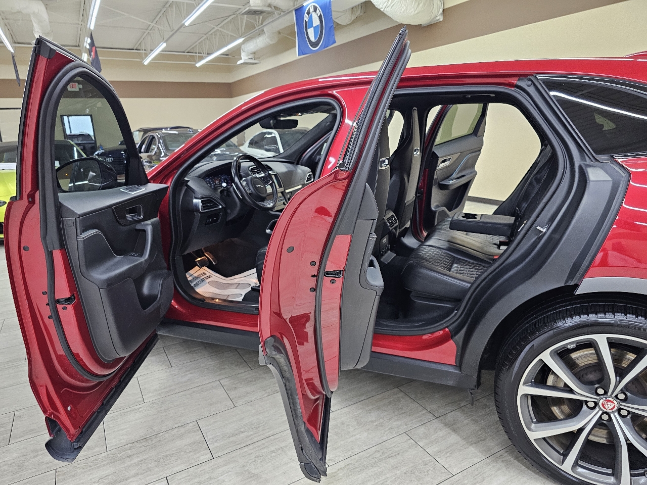 Jaguar F-Pace SVR 2019 Jaguar F-Pace SVR 2019