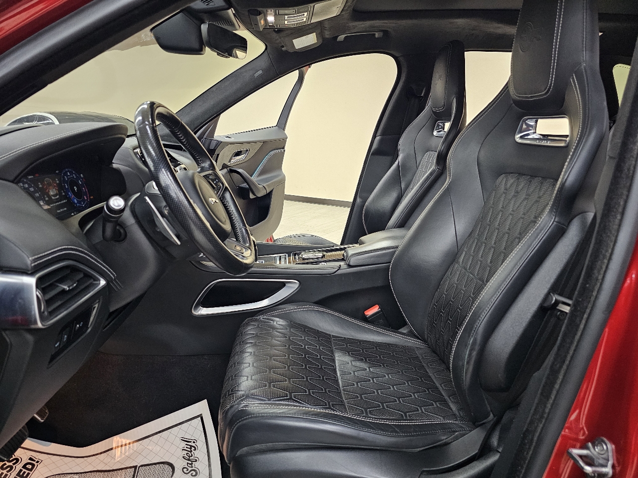 Jaguar F-Pace SVR 2019 Jaguar F-Pace SVR 2019