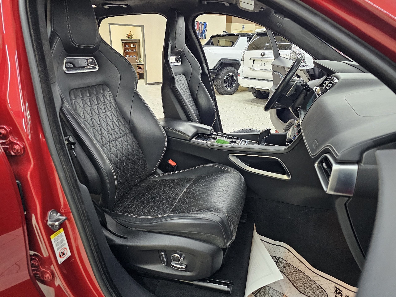 Jaguar F-Pace SVR 2019 Jaguar F-Pace SVR 2019