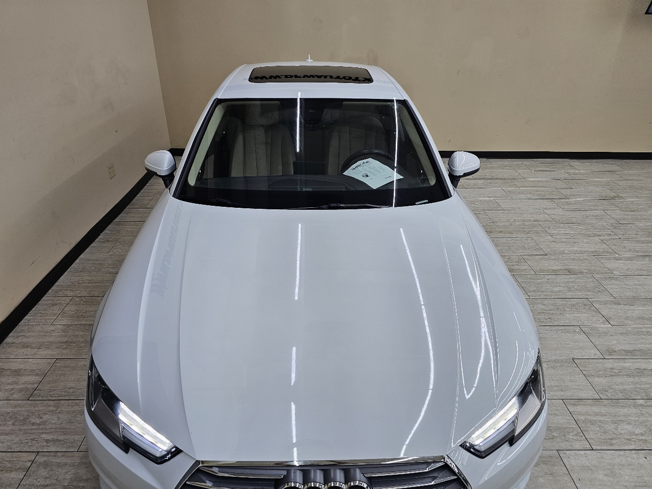 Audi A4 2.0T Premium Sedan 2017 Audi A4 2.0T Premium Sedan 2017