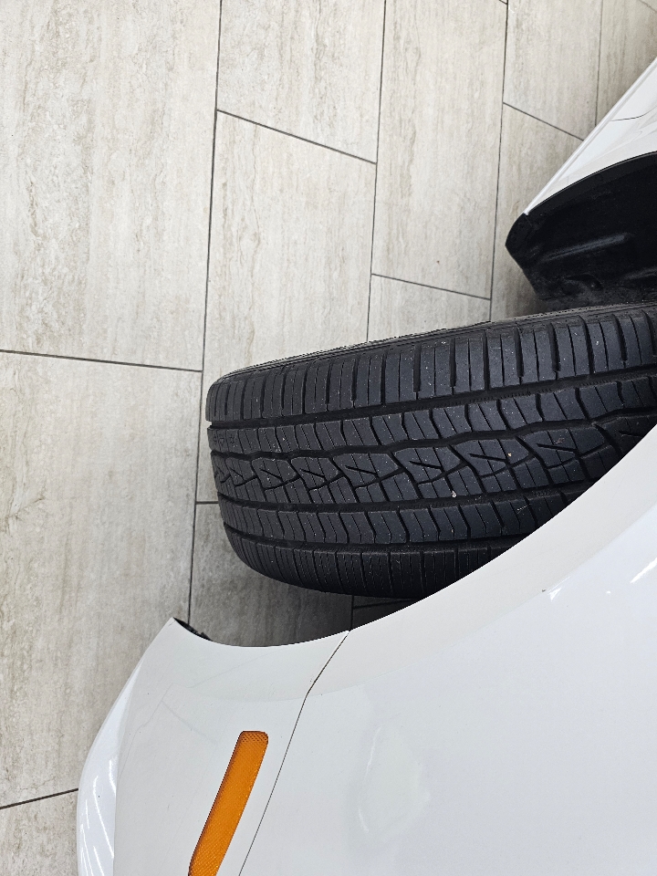 Audi A4 2.0T Premium Sedan 2017 Audi A4 2.0T Premium Sedan 2017