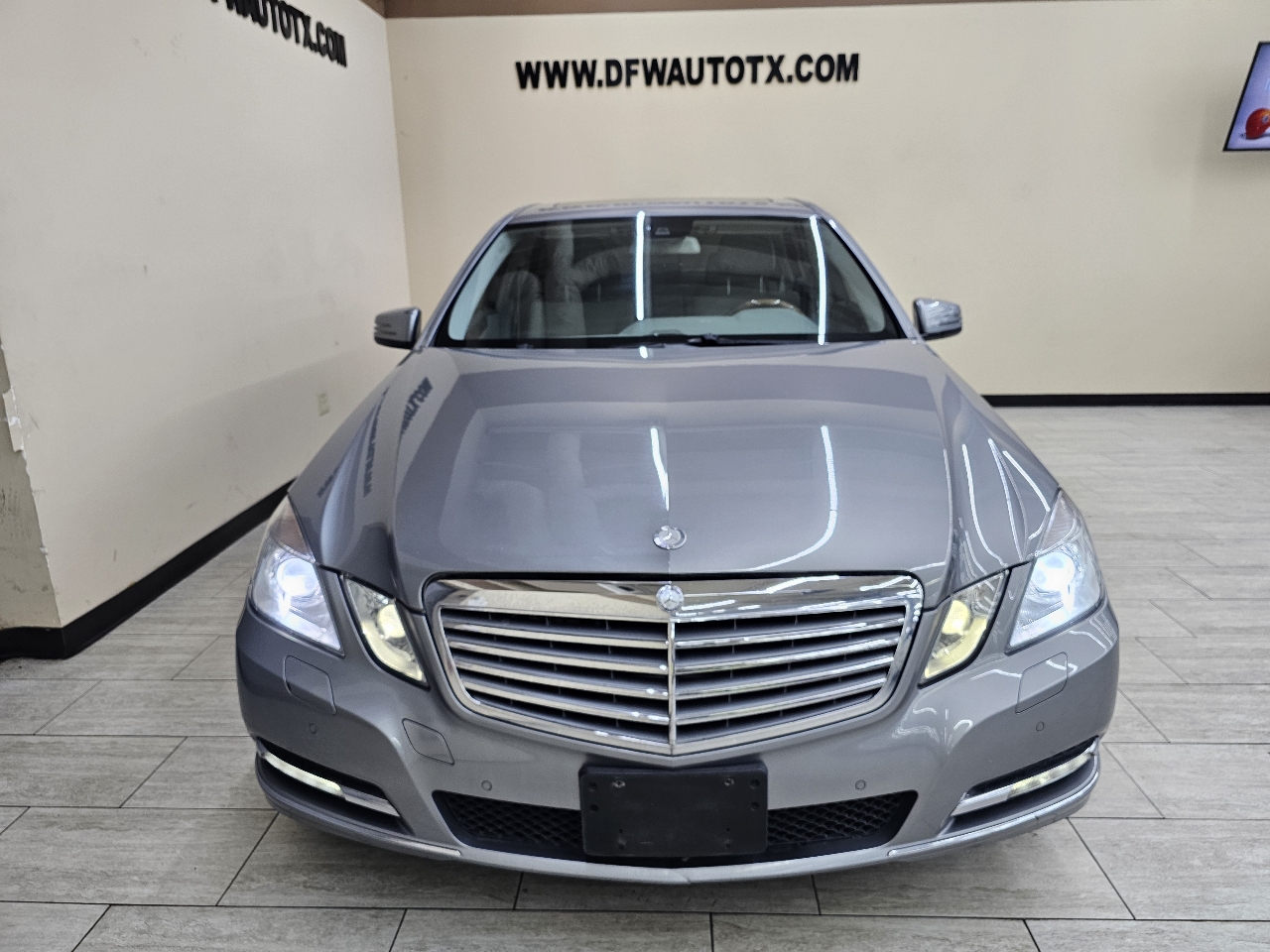 Mercedes-Benz E-Class E350 BlueTEC Sedan 2012 Mercedes-Benz E-Class E350 BlueTEC Sedan 2012