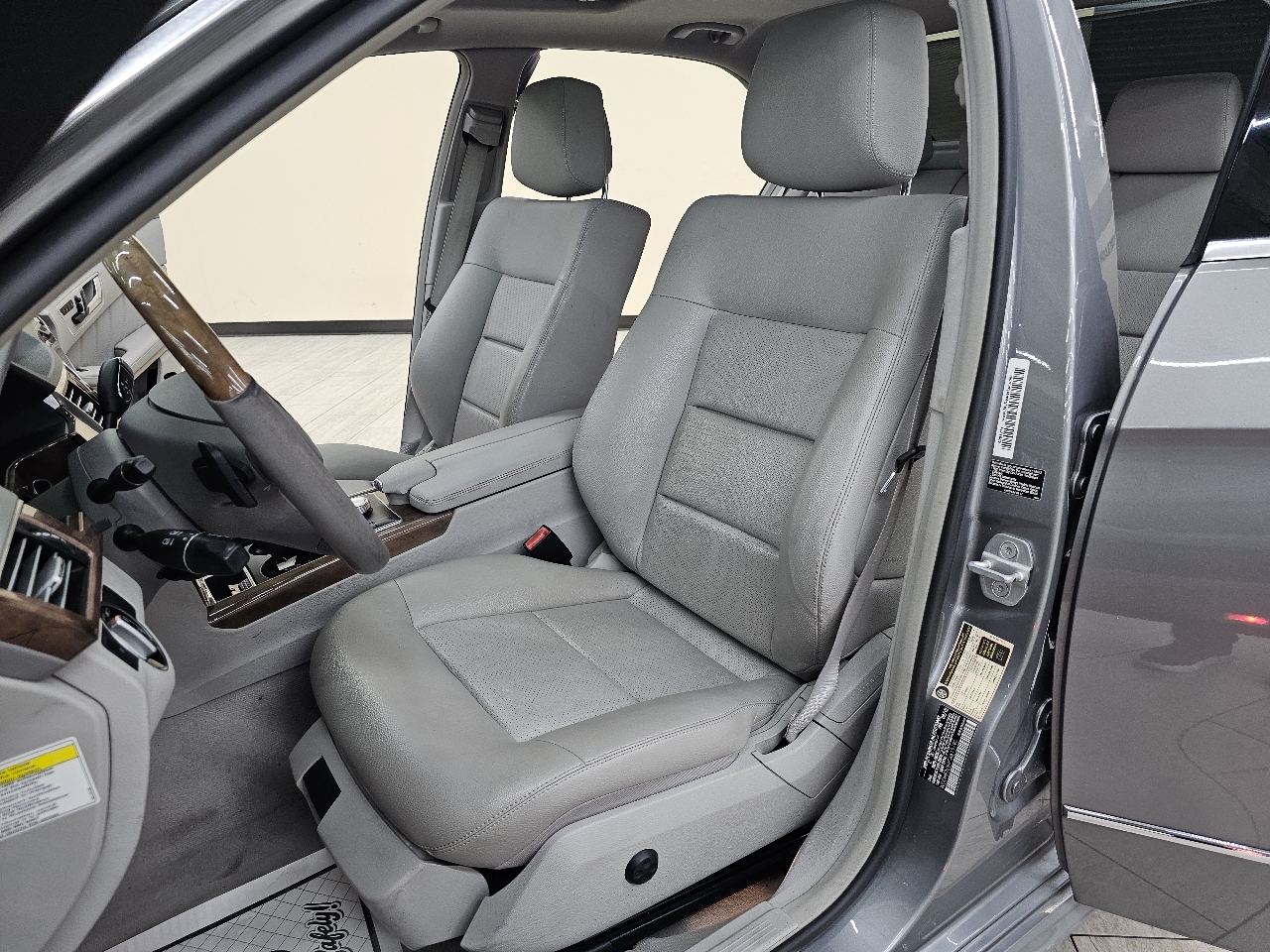 Mercedes-Benz E-Class E350 BlueTEC Sedan 2012 Mercedes-Benz E-Class E350 BlueTEC Sedan 2012