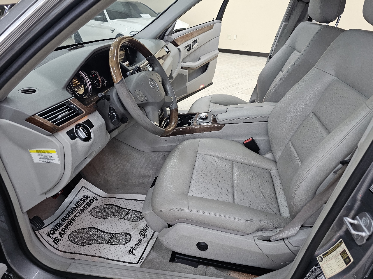 Mercedes-Benz E-Class E350 BlueTEC Sedan 2012 Mercedes-Benz E-Class E350 BlueTEC Sedan 2012