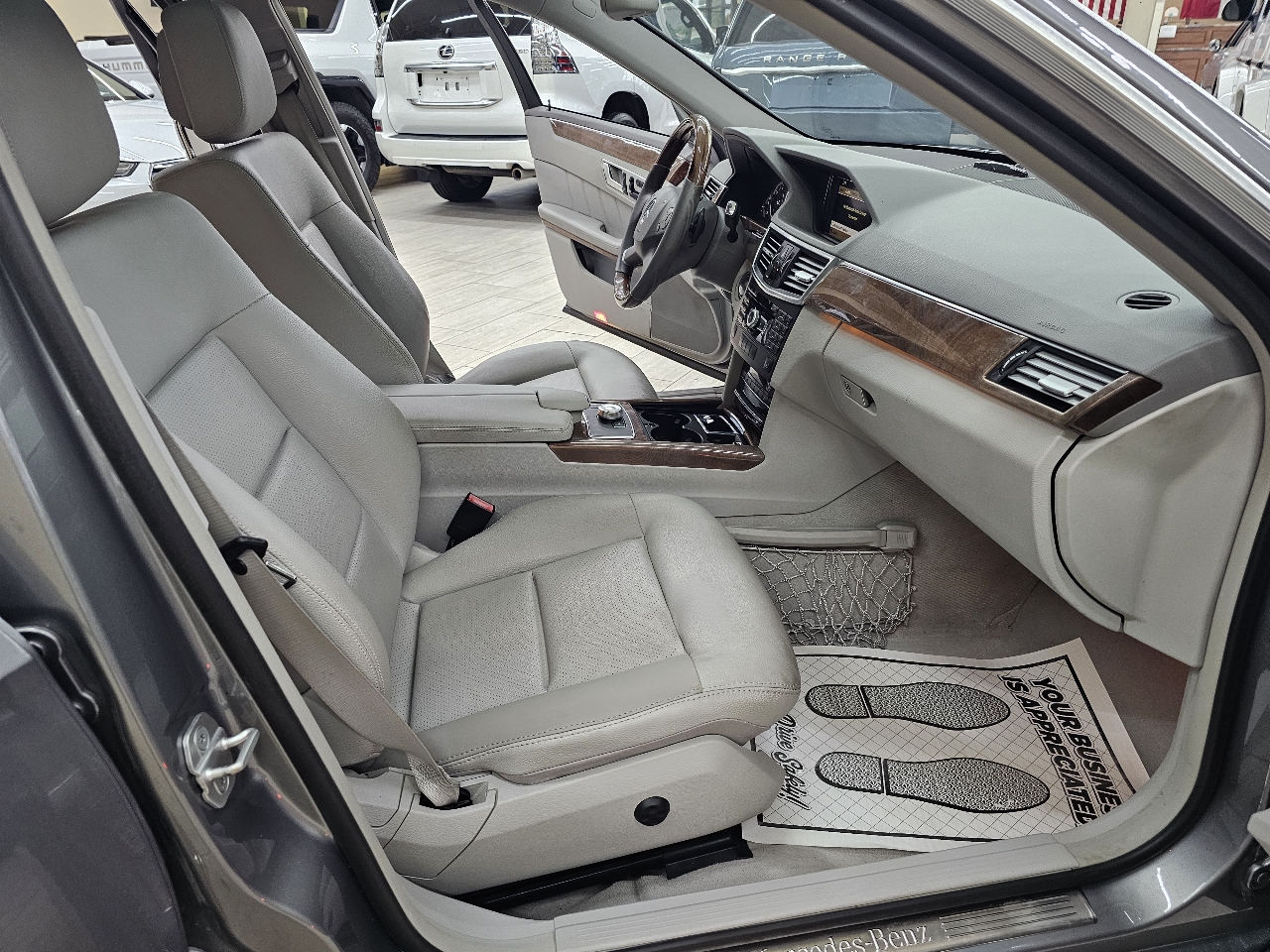 Mercedes-Benz E-Class E350 BlueTEC Sedan 2012 Mercedes-Benz E-Class E350 BlueTEC Sedan 2012