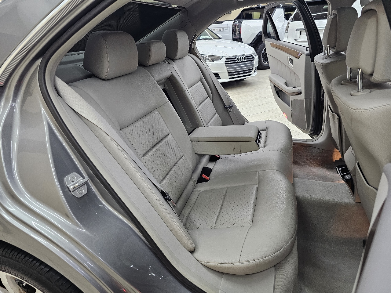 Mercedes-Benz E-Class E350 BlueTEC Sedan 2012 Mercedes-Benz E-Class E350 BlueTEC Sedan 2012