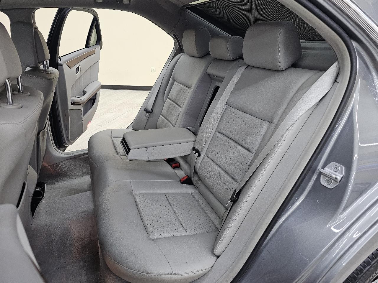 Mercedes-Benz E-Class E350 BlueTEC Sedan 2012 Mercedes-Benz E-Class E350 BlueTEC Sedan 2012