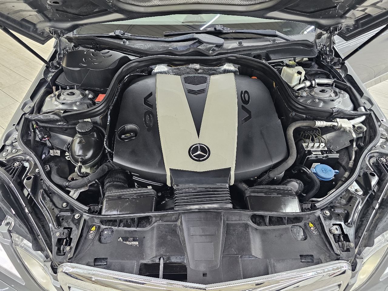 Mercedes-Benz E-Class E350 BlueTEC Sedan 2012 Mercedes-Benz E-Class E350 BlueTEC Sedan 2012