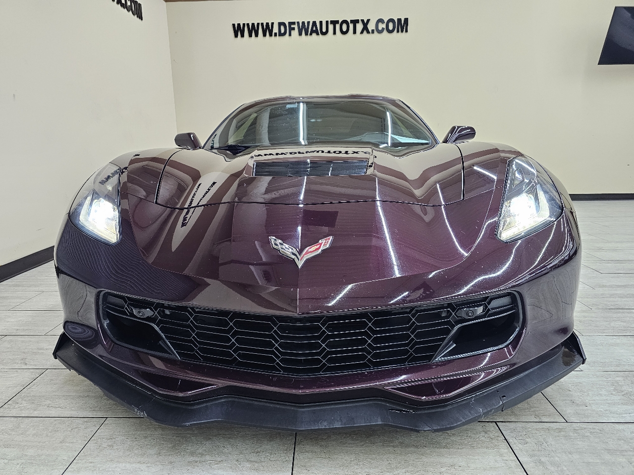 Chevrolet Corvette 2LT Coupe Automatic 2017 Chevrolet Corvette 2LT Coupe Automatic 2017
