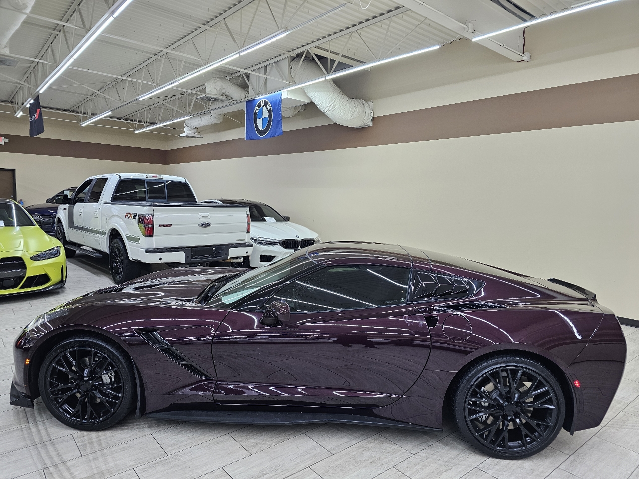 Chevrolet Corvette 2LT Coupe Automatic 2017 Chevrolet Corvette 2LT Coupe Automatic 2017