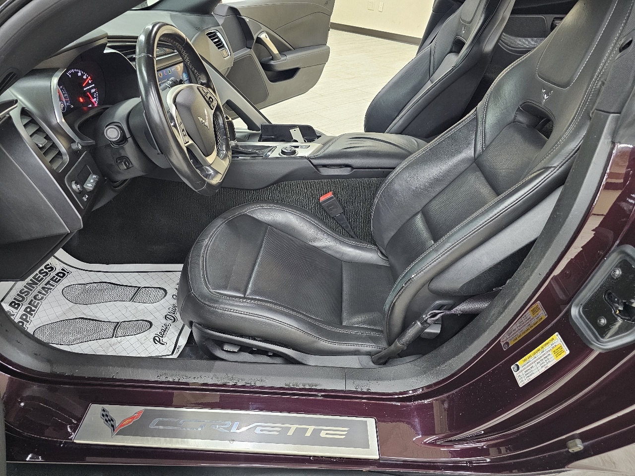 Chevrolet Corvette 2LT Coupe Automatic 2017 Chevrolet Corvette 2LT Coupe Automatic 2017