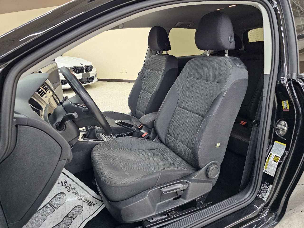 Volkswagen Golf  2016 Volkswagen Golf  2016