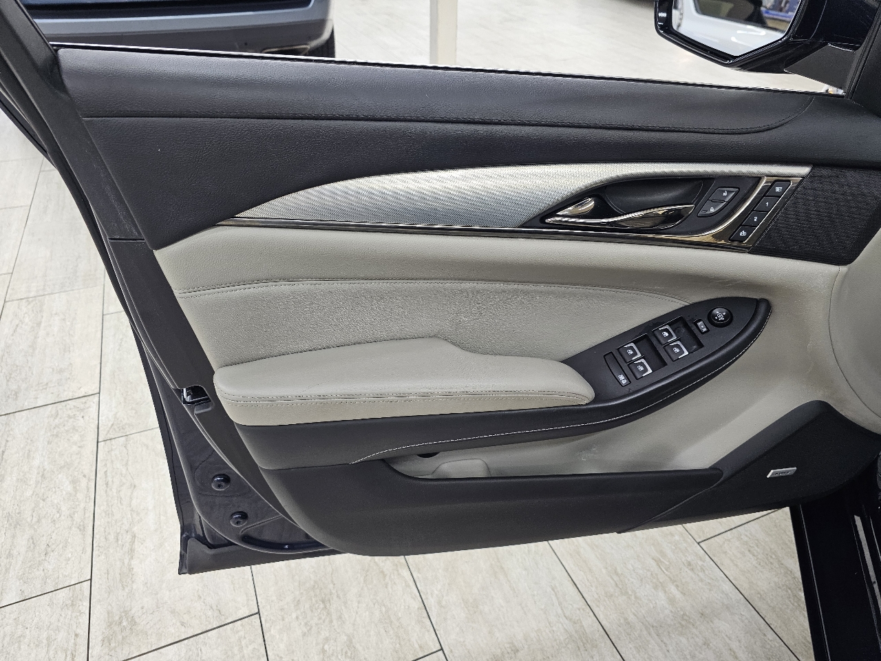 Cadillac CTS 2.0L Turbo Luxury AWD 2017 Cadillac CTS 2.0L Turbo Luxury AWD 2017