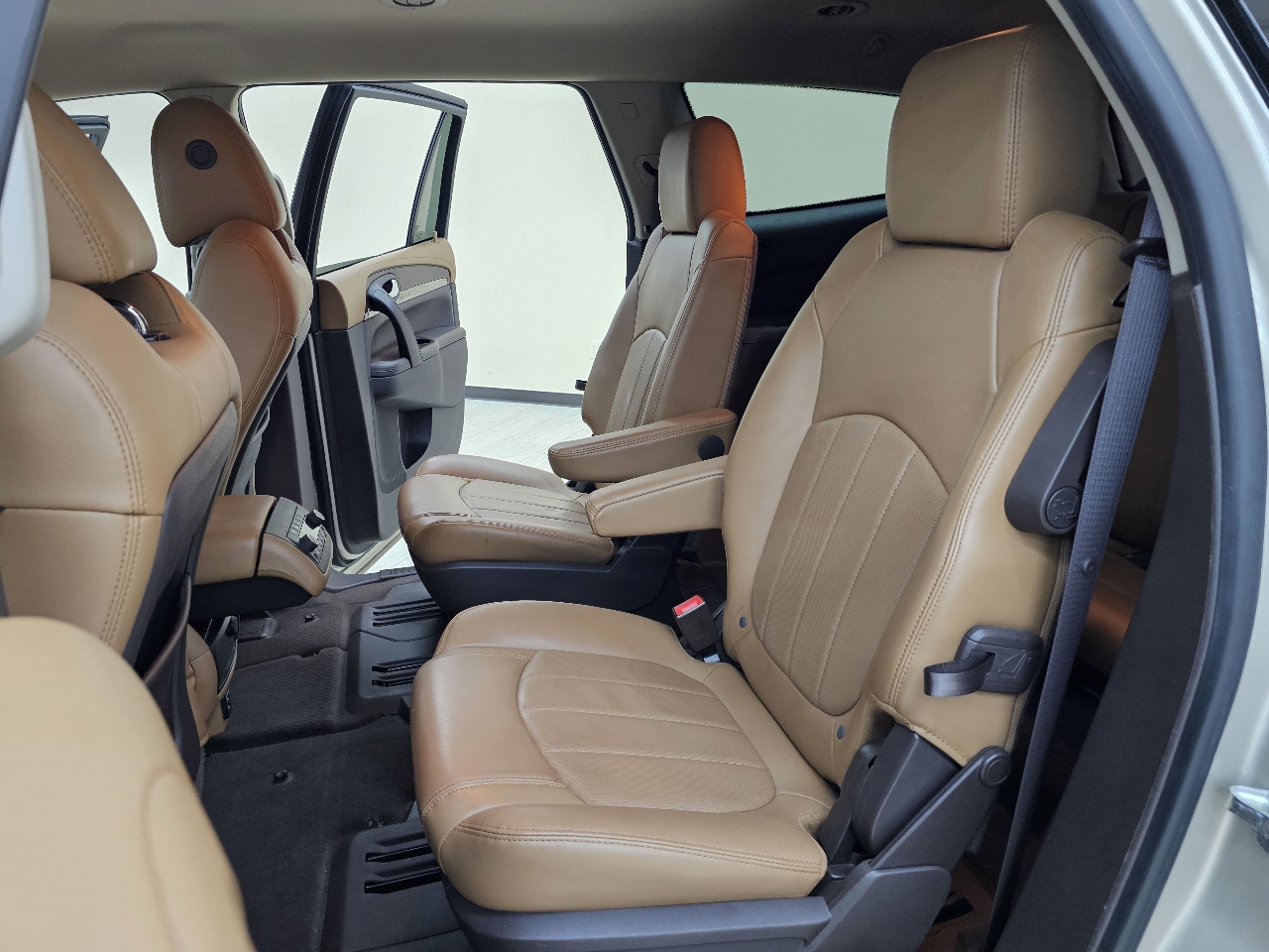 Buick Enclave Leather FWD 2016 Buick Enclave Leather FWD 2016