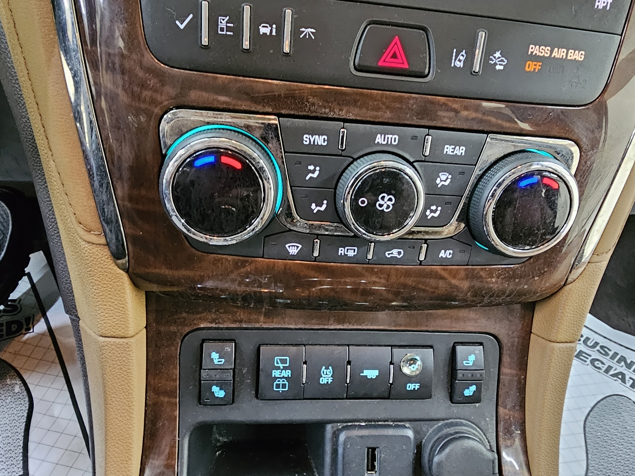 Buick Enclave Leather FWD 2016 Buick Enclave Leather FWD 2016