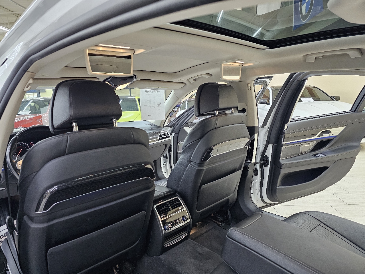 BMW 7-Series 740i 2016 BMW 7-Series 740i 2016