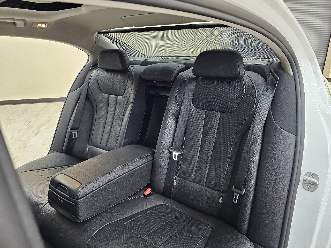 BMW 7-Series 740i 2016 BMW 7-Series 740i 2016